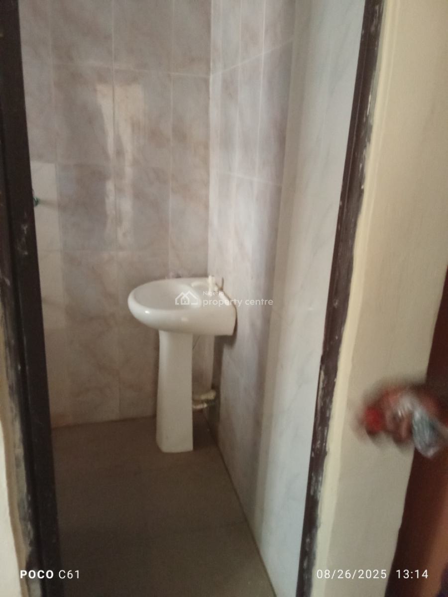 Spacious Clean 2 Bedrooms Flat, Sangotedo, Ajah, Lagos, Flat / Apartment for Rent