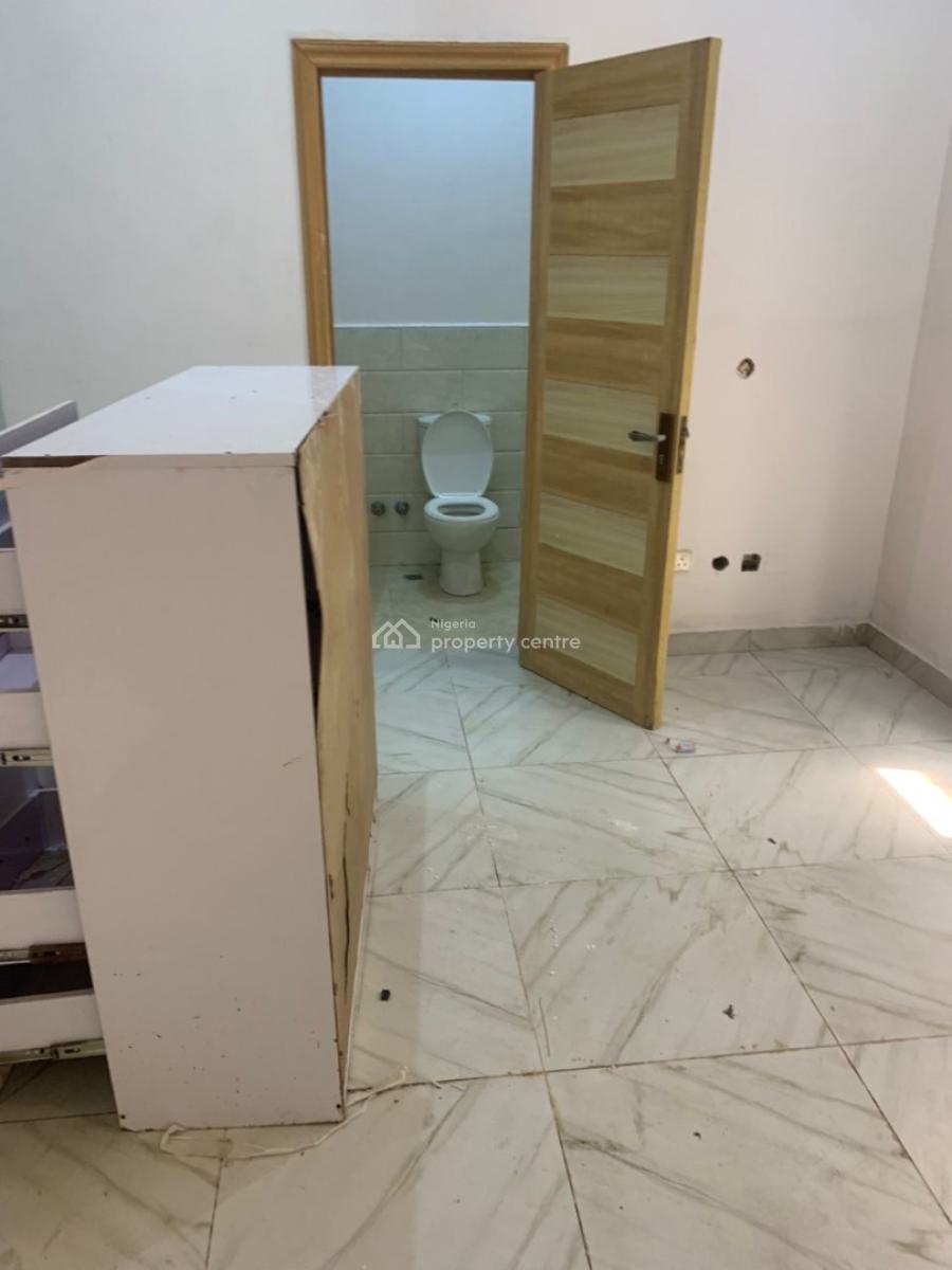 Mini Flat, Lekki Phase 1, Lekki, Lagos, Mini Flat (room and Parlour) for Rent