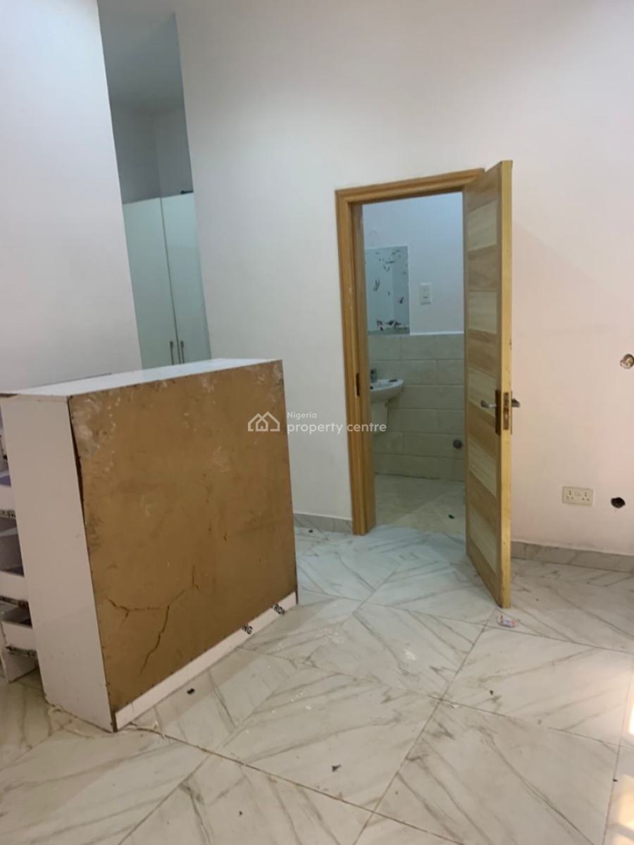 Mini Flat, Lekki Phase 1, Lekki, Lagos, Mini Flat (room and Parlour) for Rent