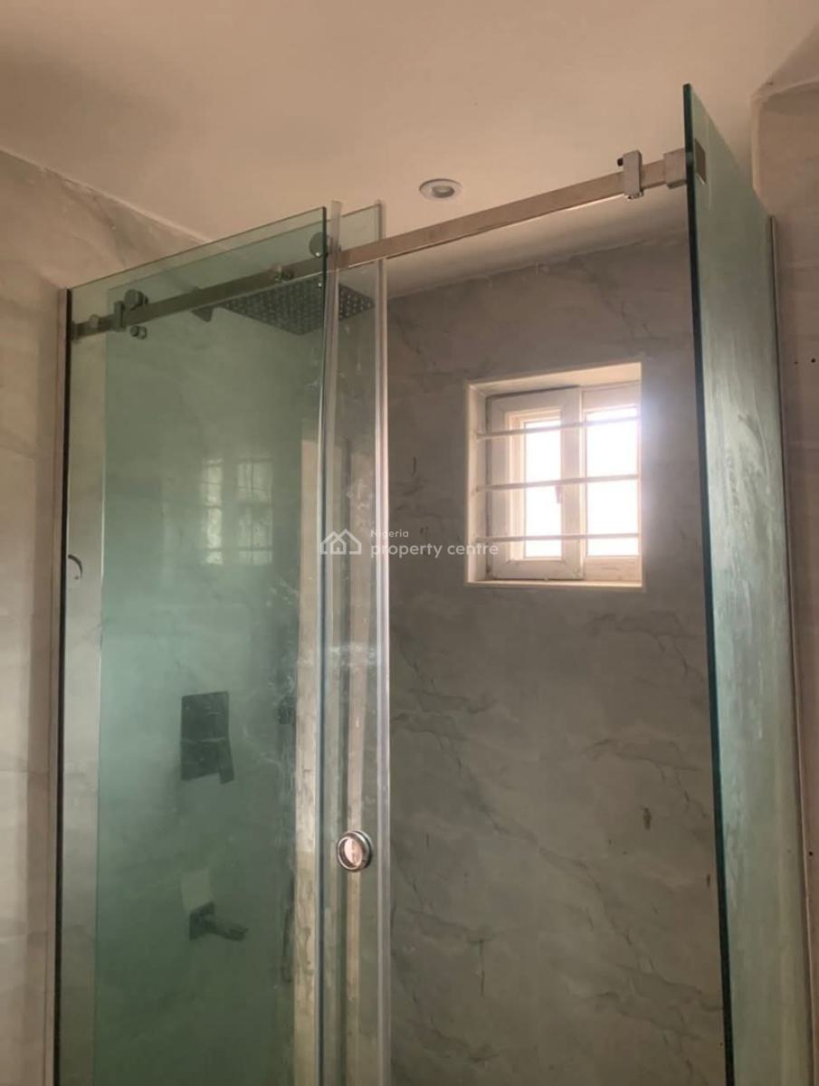 Clean Standard Ensuit 3 Bedroom Spacious Apt with Bq Ground Floor, Off Admiralty Way, Lekki Phase 1, Lekki, Lagos, Flat / Apartment for Rent