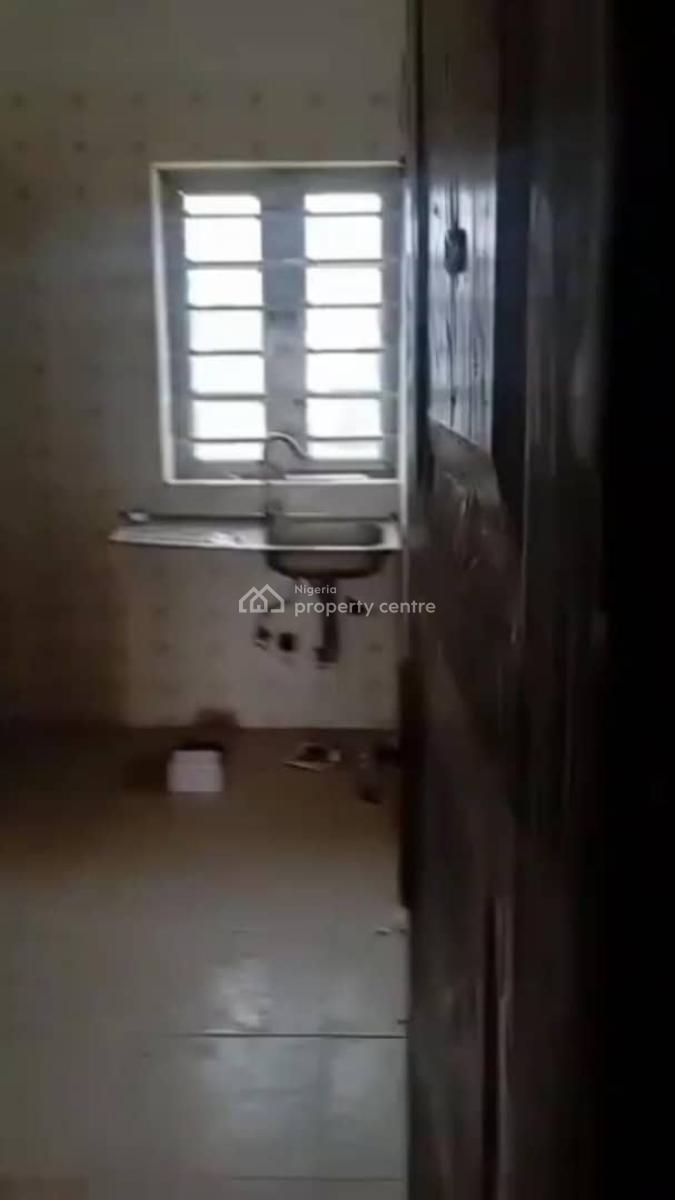 Newly Built 2 Bedroom Flat, Chief Natufe Street Off, Bode Thomas, Surulere, Lagos, Flat / Apartment for Rent