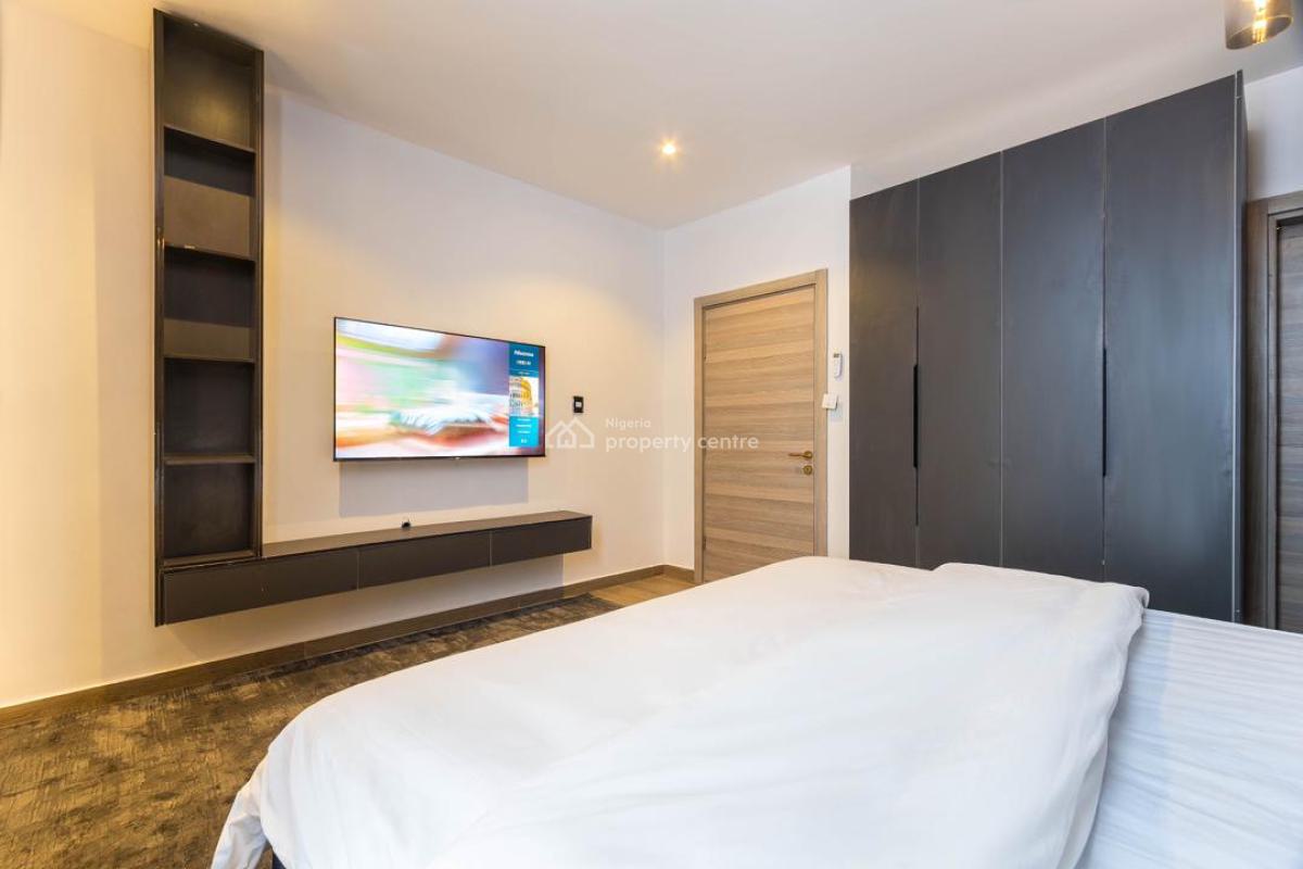 Luxury Two Bedroom with Ps5 and Rooftop Pool, Lekki Phase 1, Lekki, Lagos, Flat / Apartment Short Let