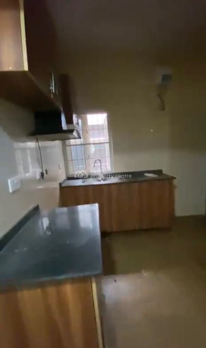 Spacious 2bedroom En-suite Terrace Duplex, News Engineering, Dawaki, Gwarinpa, Abuja, Terraced Duplex for Rent
