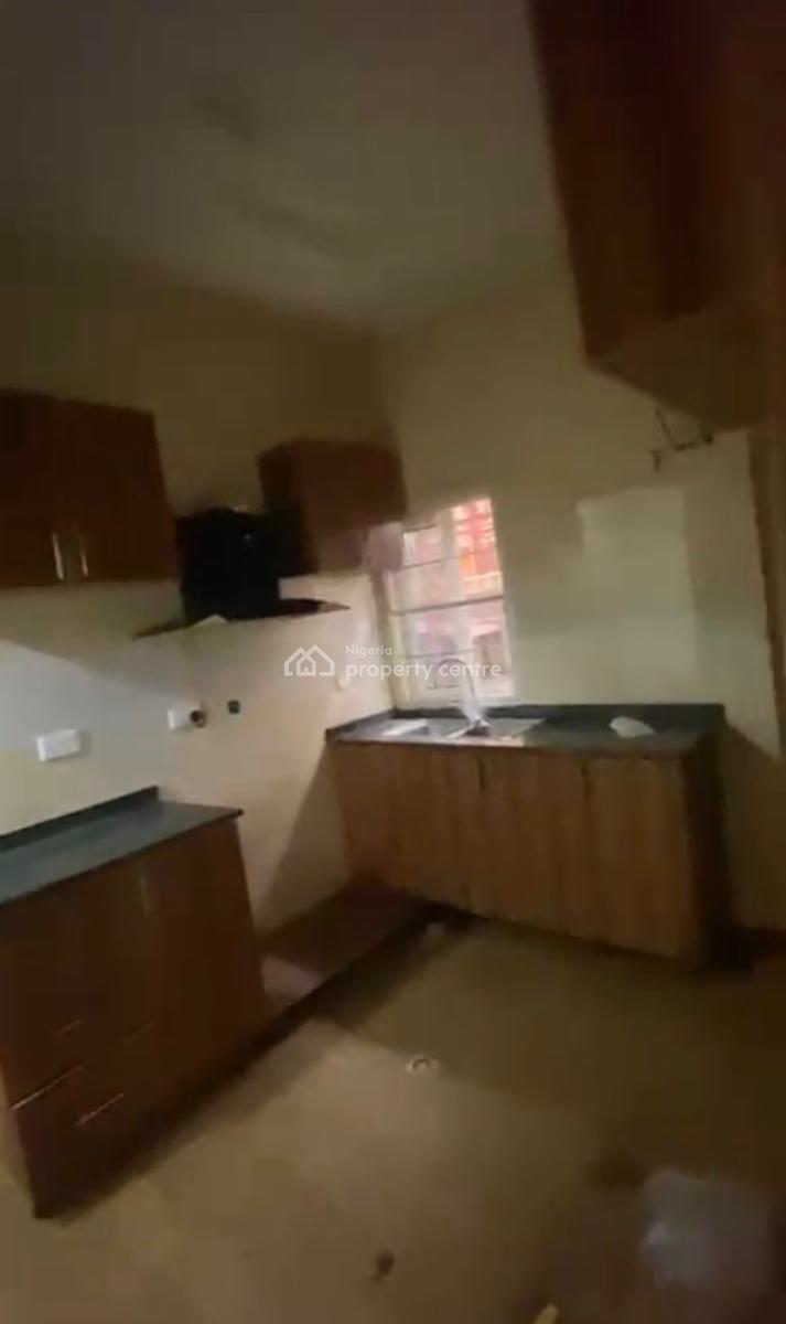 Spacious 2bedroom En-suite Terrace Duplex, News Engineering, Dawaki, Gwarinpa, Abuja, Terraced Duplex for Rent