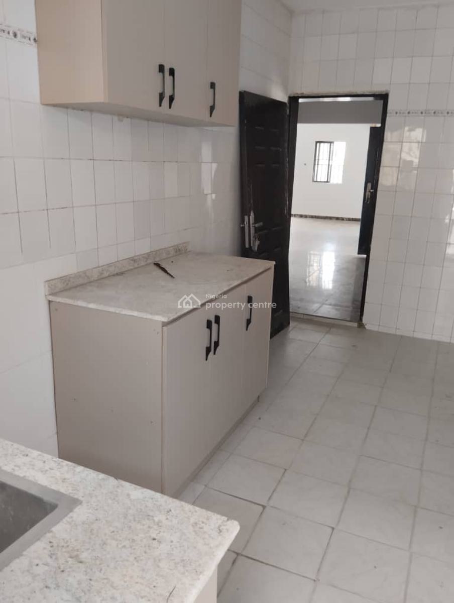 a Very Good Spacious 3bedroom Flat, Utako District Abuja, Utako, Abuja, Flat / Apartment for Rent