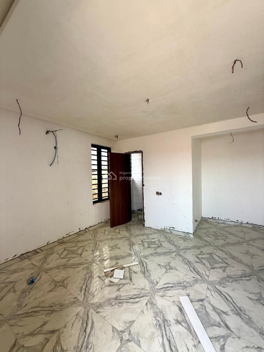 Spacious 2 Bedroom Apartment, Ologolo, Lekki, Lagos, Flat / Apartment for Sale