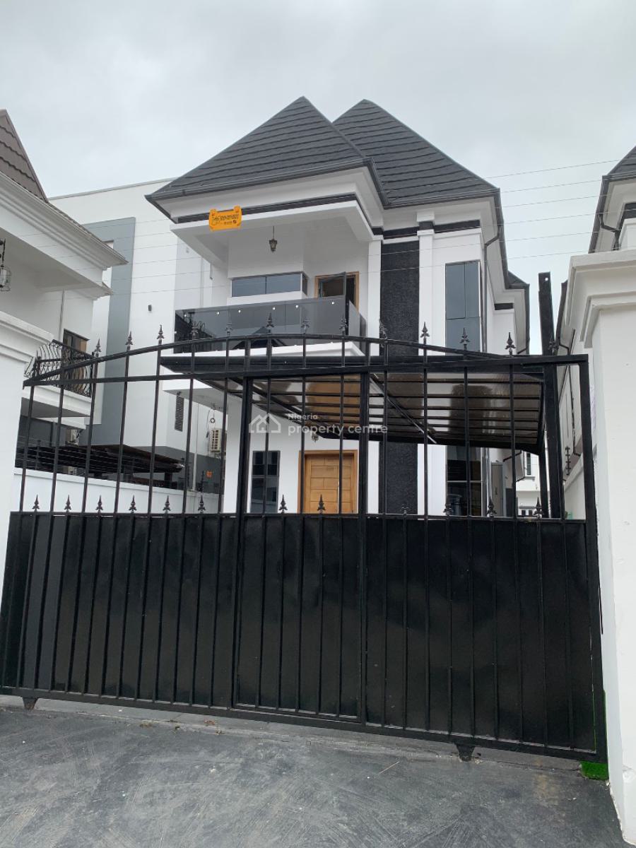 Spacious 5 Bedroom Fully Detached Duplex with Bq, Chevron, Lekki, Lagos, Detached Duplex for Sale