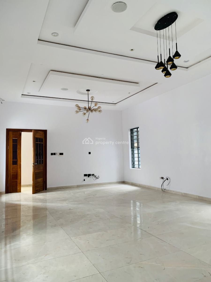 Spacious 5 Bedroom Fully Detached Duplex with Bq, Chevron, Lekki, Lagos, Detached Duplex for Sale