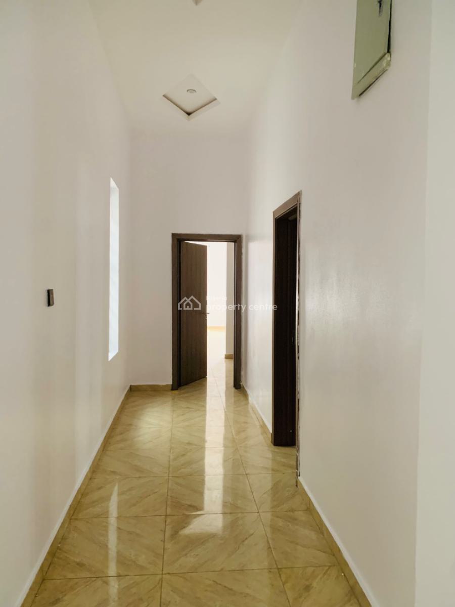 Spacious 5 Bedroom Fully Detached Duplex with Bq, Chevron, Lekki, Lagos, Detached Duplex for Sale
