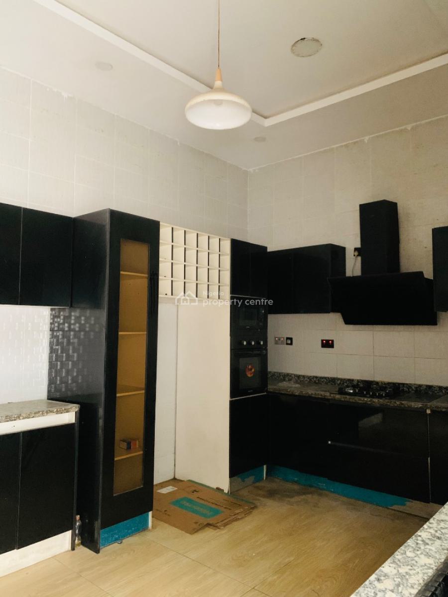 Spacious 5 Bedroom Fully Detached Duplex with Bq, Chevron, Lekki, Lagos, Detached Duplex for Sale