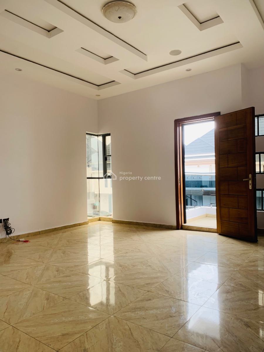 Spacious 5 Bedroom Fully Detached Duplex with Bq, Chevron, Lekki, Lagos, Detached Duplex for Sale