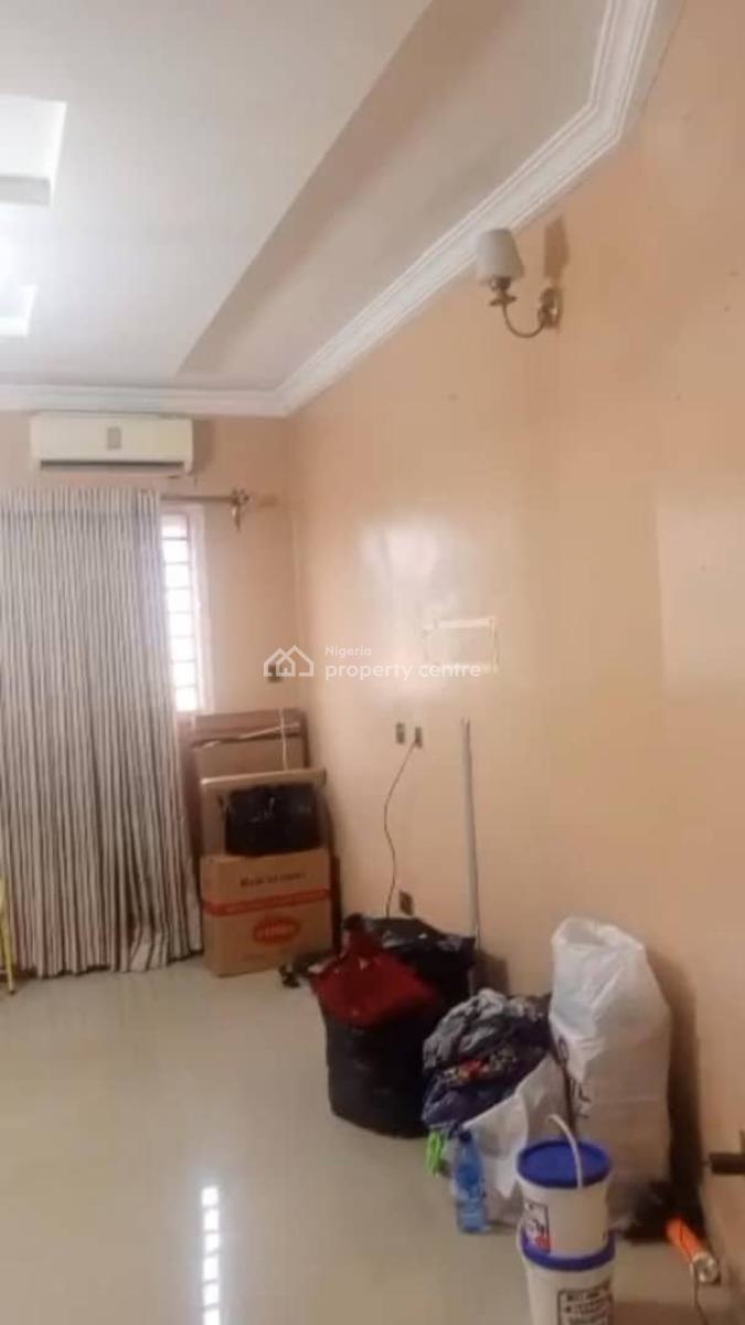 Lovely 3 Bedroom Bungalow, Gbagada, Lagos, Flat / Apartment for Rent