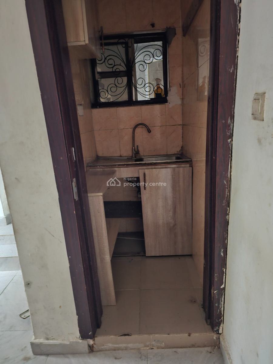 1 Room Selfcon, Lekki Phase 1, Lekki, Lagos, Flat / Apartment for Rent