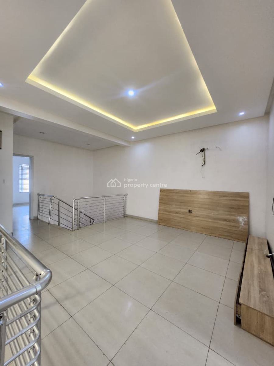 Spaciously Built 4-bedroom Terrace Duplex (all Rooms Ensuite), Ologolo, Ologolo, Lekki, Lagos, Terraced Duplex for Rent