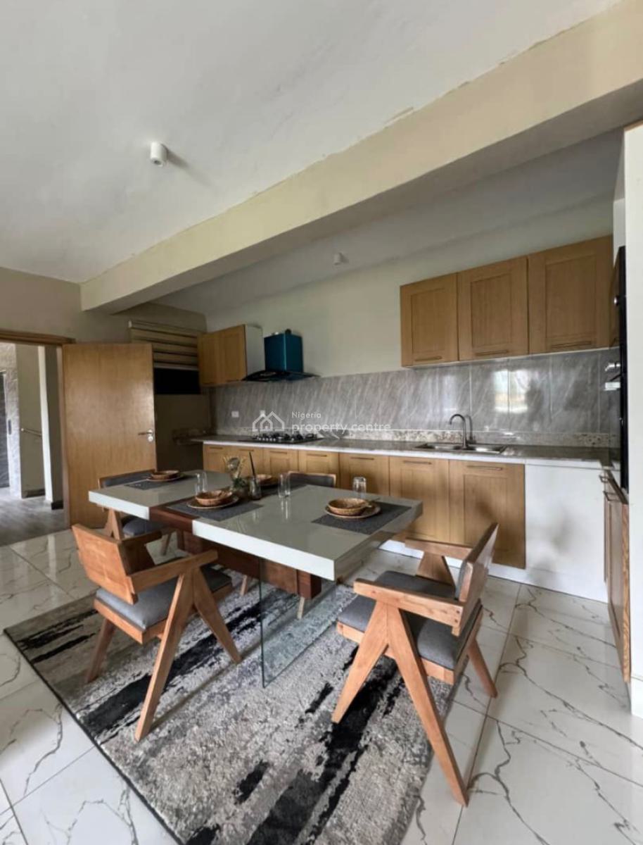 3 Bedroom Spacious Apartment with a Pool and Gym, Adeniran Ogunsanya Surulere, Surulere, Lagos, Flat / Apartment for Sale