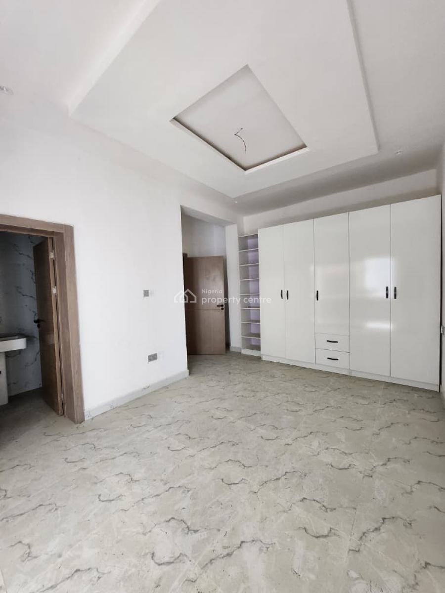 Spaciously Built 2-bedroom, Ikate, Ikate, Lekki, Lagos, Flat / Apartment for Rent