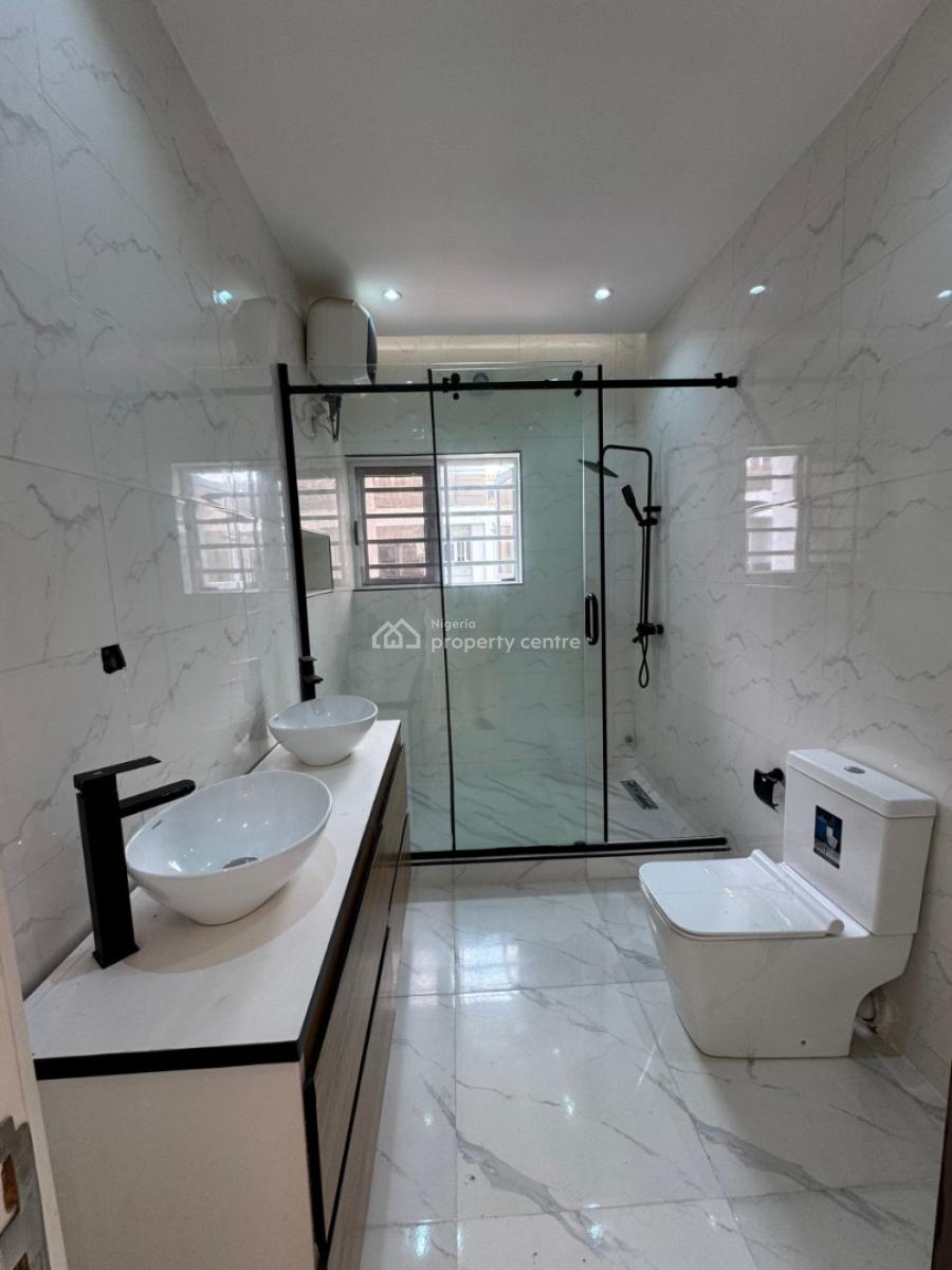 Sharp 4bedroom Terrace with Bq 24hours Light Service Estate, Heart of Lekki, Lekki Phase 1, Lekki, Lagos, Terraced Duplex for Rent