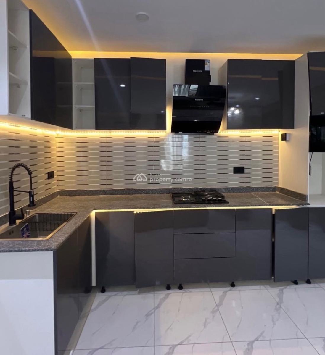 Luxury 2 Bedroom Apartment, Ologolo, Lekki, Lagos, Flat / Apartment for Rent