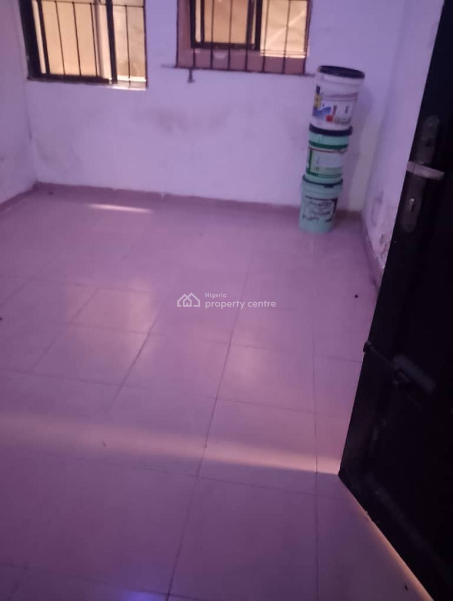 Single Room Self Contained, Off Admiralty Way, Lekki Phase 1, Lekki, Lagos, Self Contain (single Rooms) for Rent
