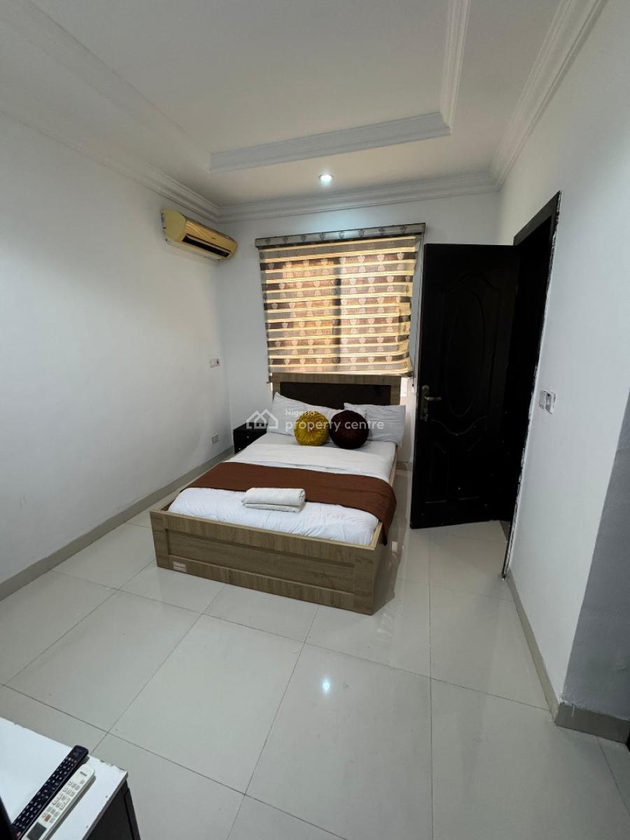Luxury 3 Bedooms Apartment with Snookers and Other Great Amenities, Peace Estate, Clay Bus-stop, Oregun, Ikeja, Lagos, Flat / Apartment Short Let