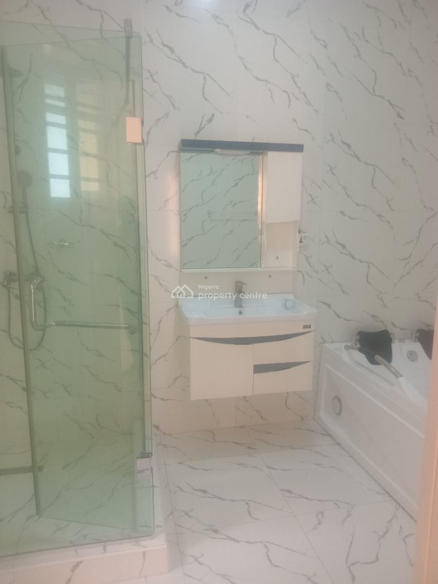 a Luxurious Masterbed with Studio Kitchen and Separate Prepaid Meter, Ikota Villa, Lekki, Lagos, Self Contain (single Rooms) for Rent
