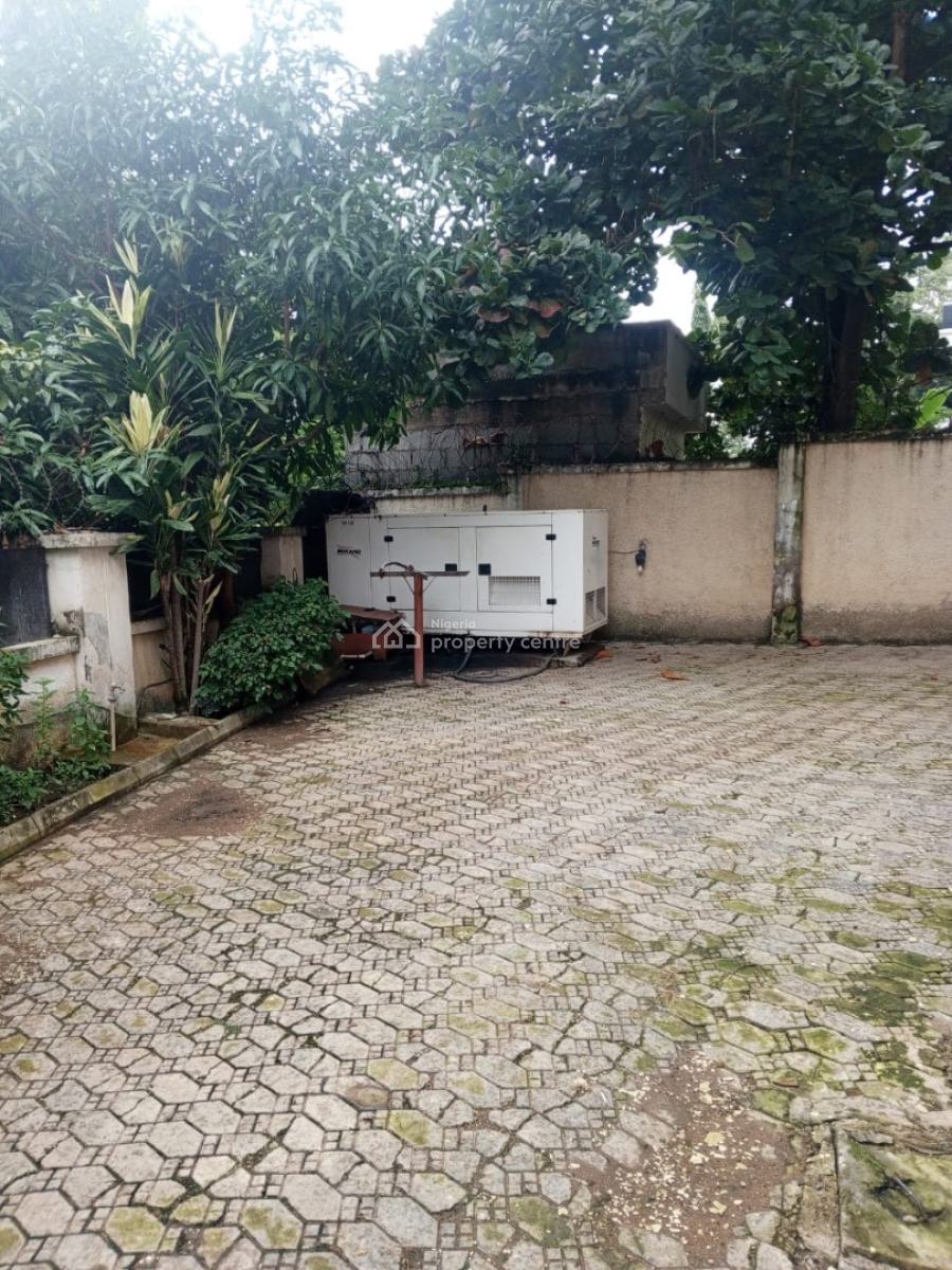 Excellent Spacious 3 Bedroom Service Apartment, Zone 1, Wuse, Abuja, Flat / Apartment for Rent