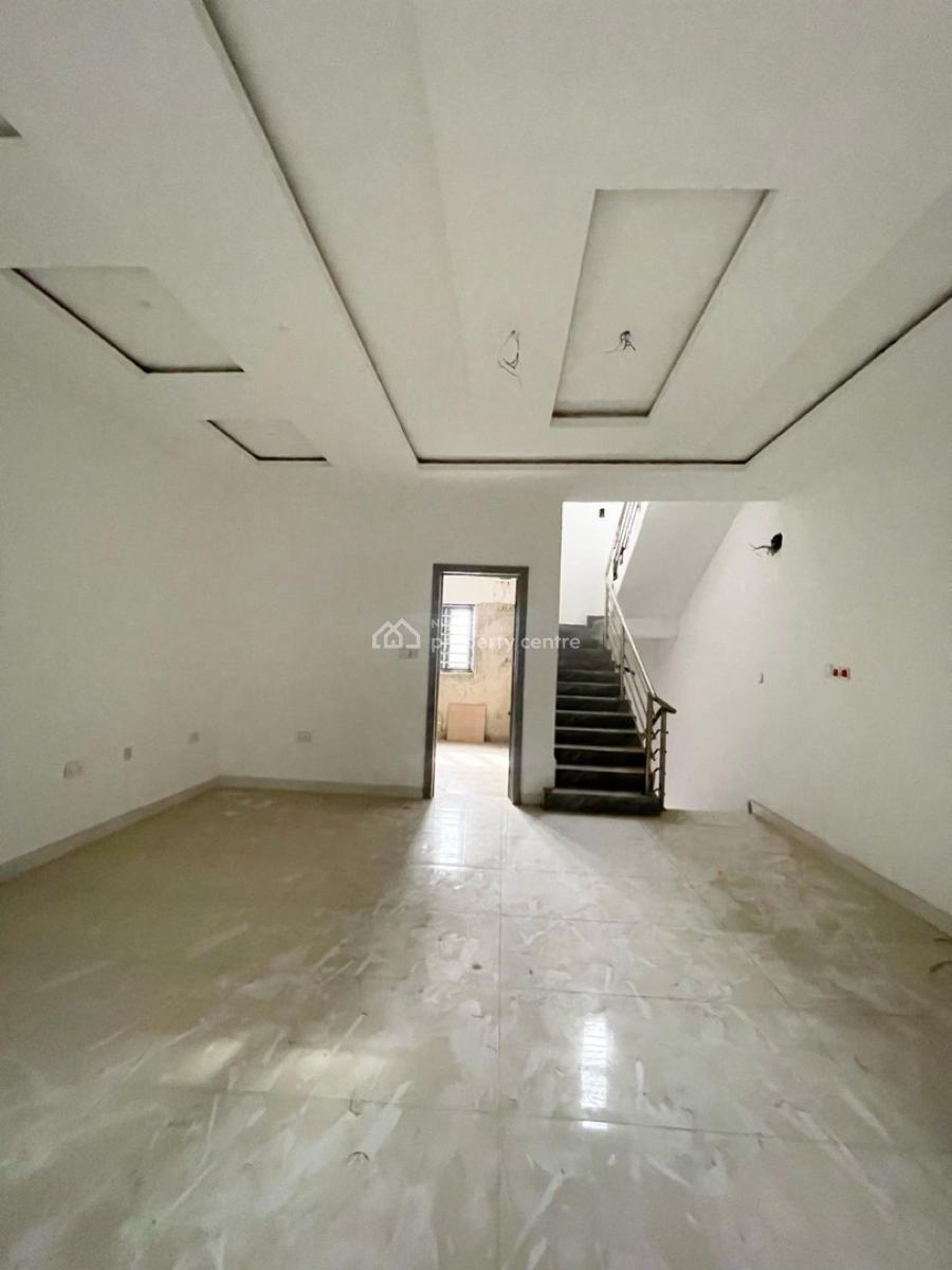 Luxurious 3bed  Terraces, Ologolo Lekki, Ologolo, Lekki, Lagos, Terraced Duplex for Sale