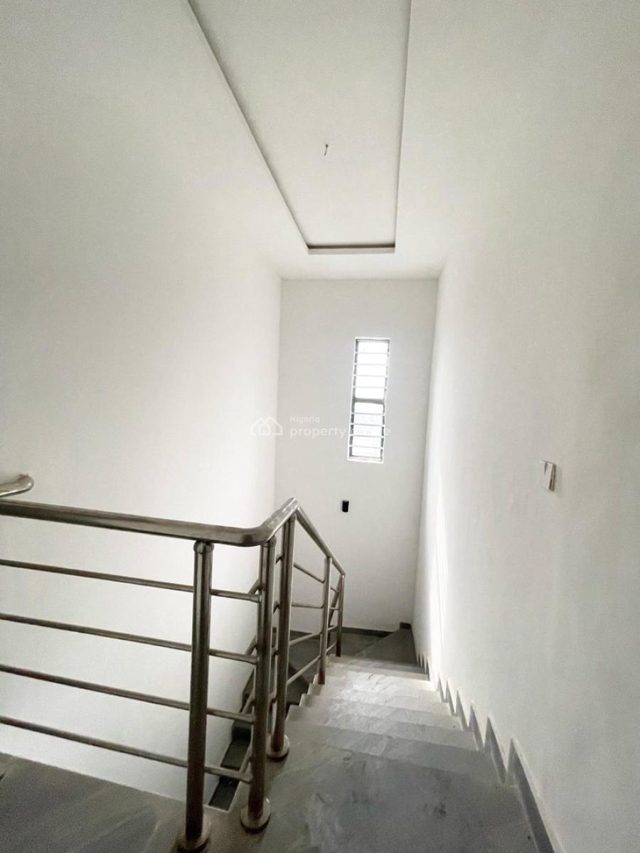 Luxurious 3bed  Terraces, Ologolo Lekki, Ologolo, Lekki, Lagos, Terraced Duplex for Sale