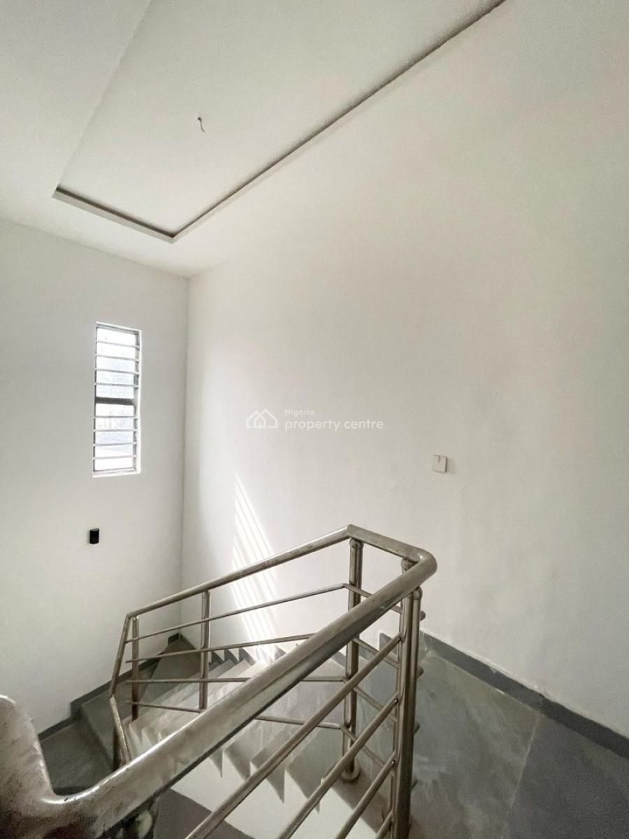 Luxurious 3bed  Terraces, Ologolo Lekki, Ologolo, Lekki, Lagos, Terraced Duplex for Sale