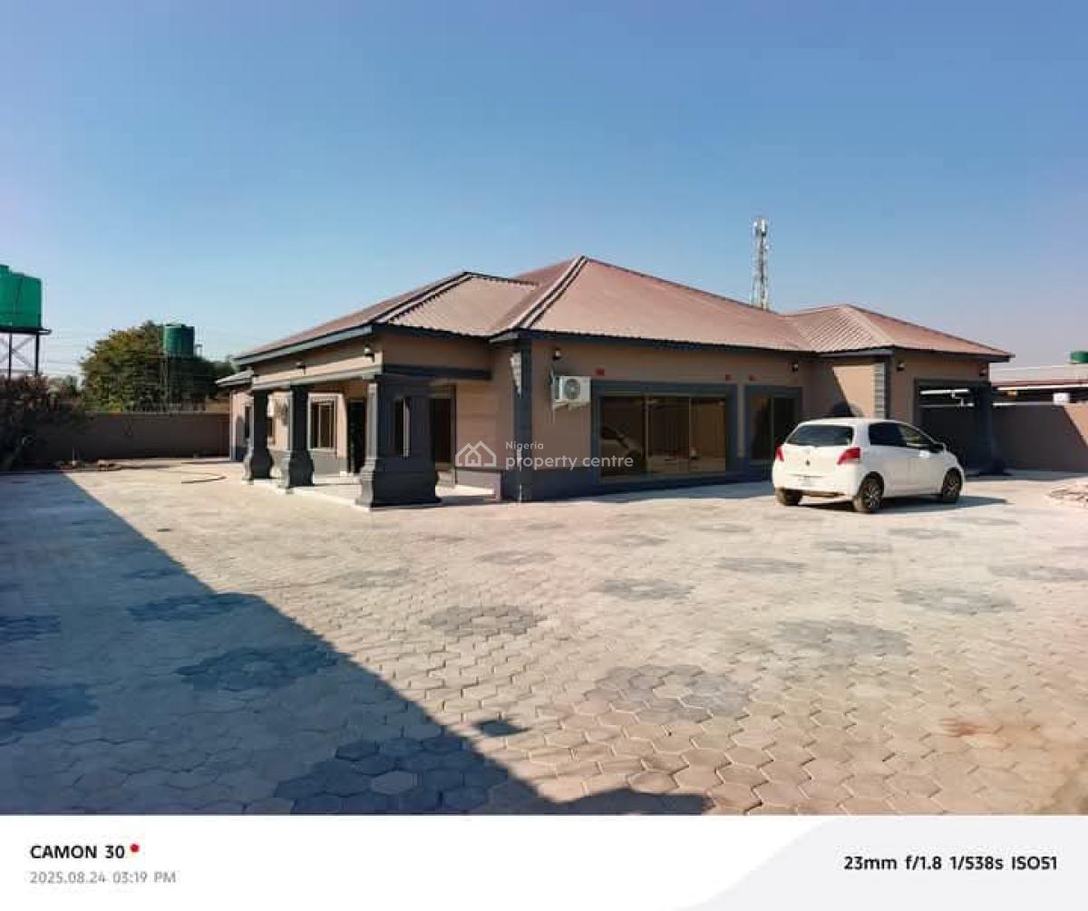 4 Bedroom Detached Bungalow with Bq, Agbowa, Ikorodu, Lagos, Detached Bungalow for Sale