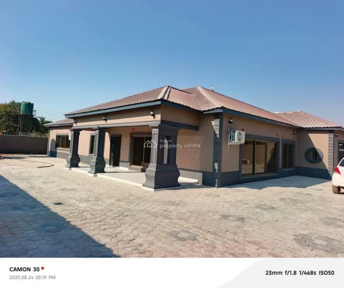 4 Bedroom Detached Bungalow with Bq, Agbowa, Ikorodu, Lagos, Detached Bungalow for Sale