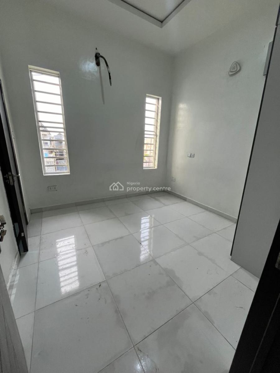 Single Room Shared Apartment..3 Month Only, Thomas Estate, Ajah, Lagos, Flat / Apartment for Rent