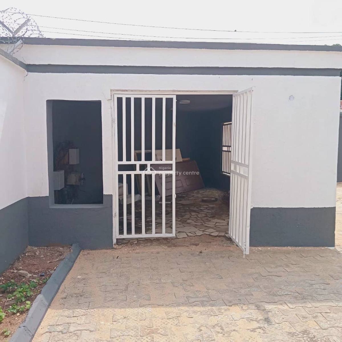 4 Bedroom Townhouse Duplex with 2 Bedrooms Bq, Lekki Phase 1, Lekki, Lagos, House for Rent
