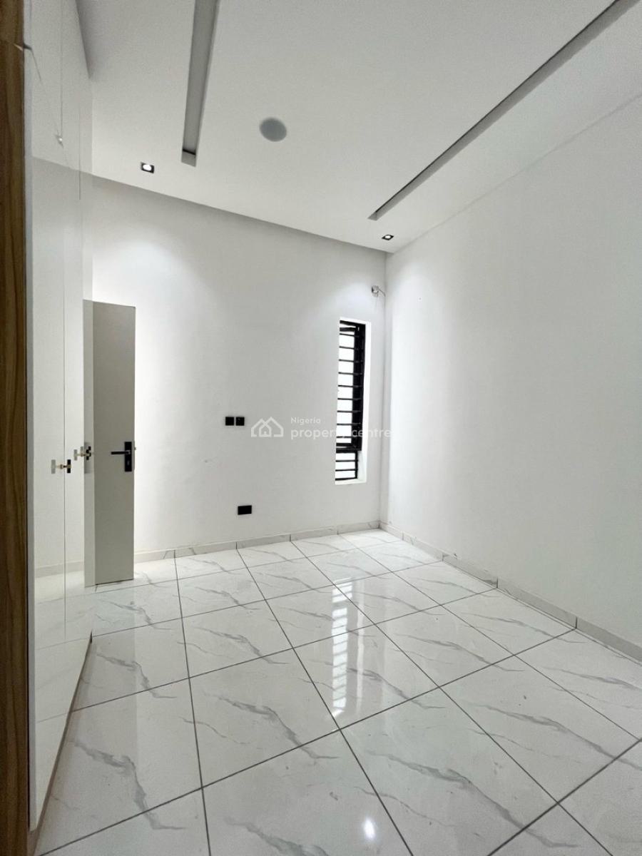 5 Bedrooms Fully-detached Duplex with Bq, Ajah, Lagos, Detached Duplex for Sale