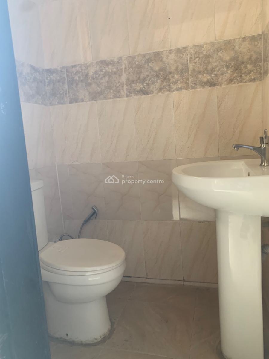 1, Ilasan, Ikate, Lekki, Lagos, Mini Flat (room and Parlour) for Rent