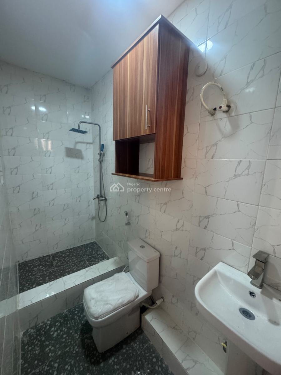 a Super Nice and Spacious 2 Bedrooms Apartment, Close to Ever-care Hospital, Lekki Phase 1, Lekki, Lagos, Flat / Apartment for Rent