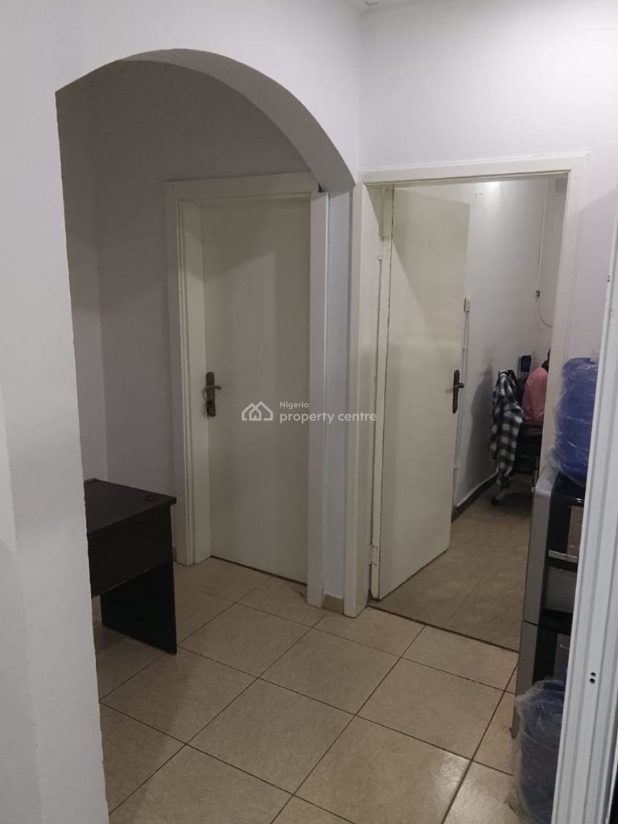 Commercial Space, Lekki Phase 1, Lekki, Lagos, Commercial Property for Rent