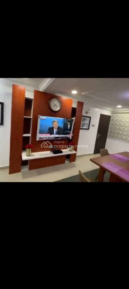 a Very Good Serviced & Furnished 2 Bedroom Flat, Maitama District, Abuja, Flat / Apartment for Rent