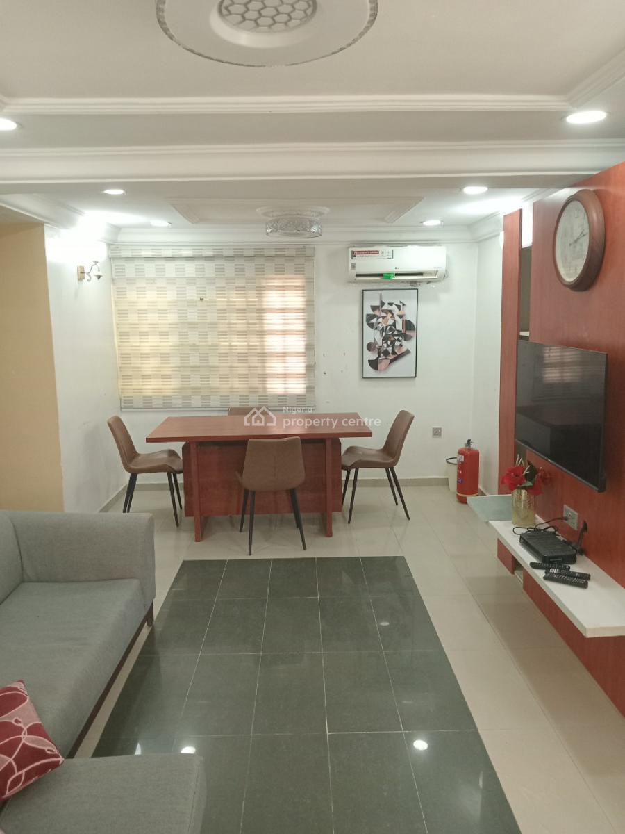 a Very Good Serviced & Furnished 2 Bedroom Flat, Off Ibb Way, Maitama District, Abuja, Flat / Apartment for Rent