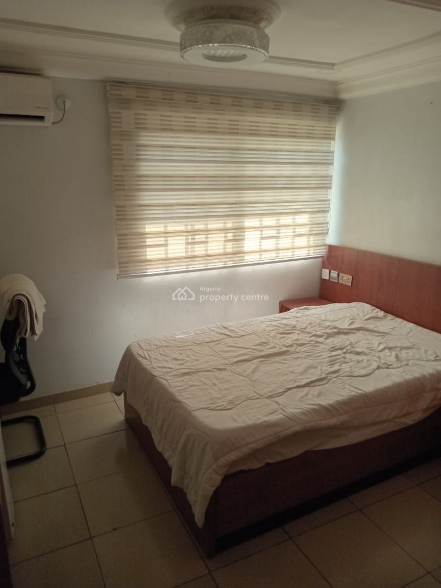a Very Good Serviced & Furnished 2 Bedroom Flat, Off Ibb Way, Maitama District, Abuja, Flat / Apartment for Rent