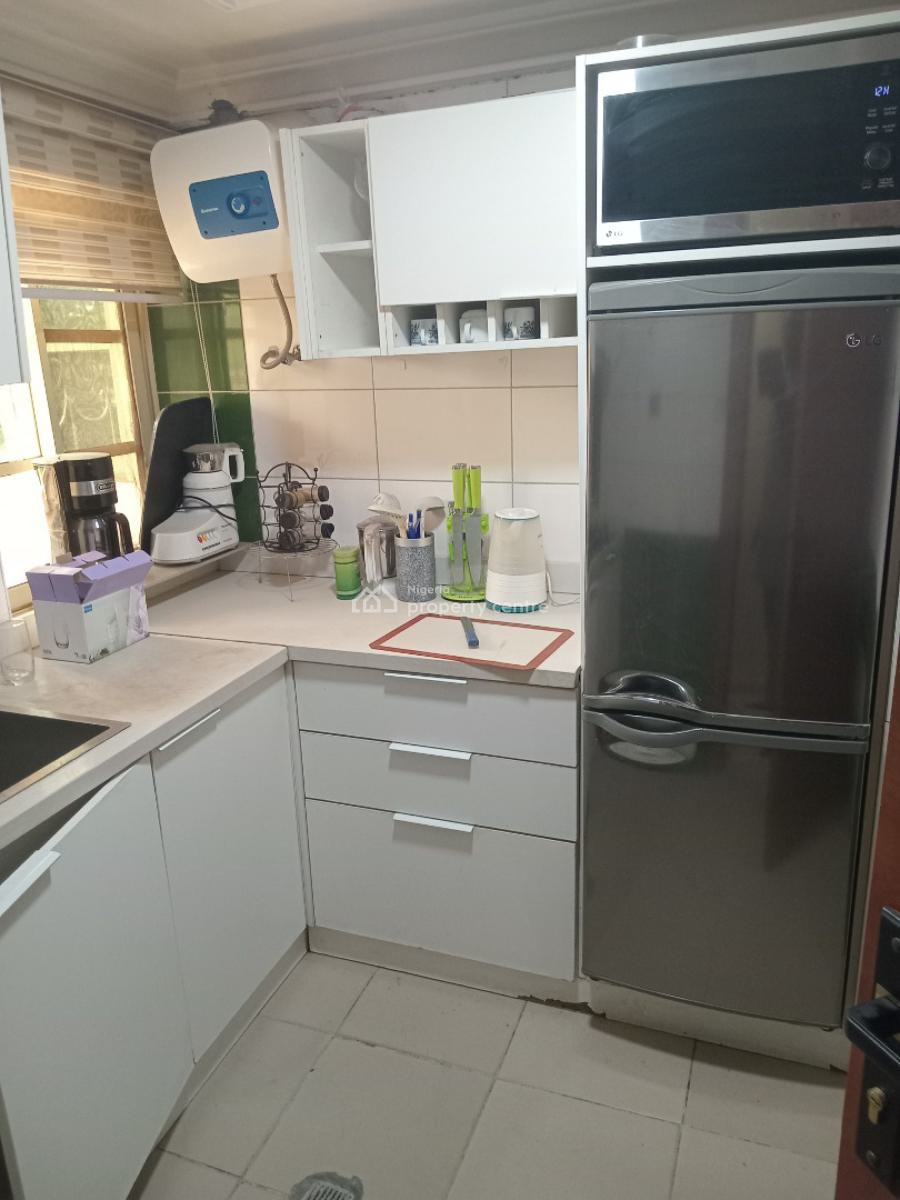 a Very Good Serviced & Furnished 2 Bedroom Flat, Off Ibb Way, Maitama District, Abuja, Flat / Apartment for Rent