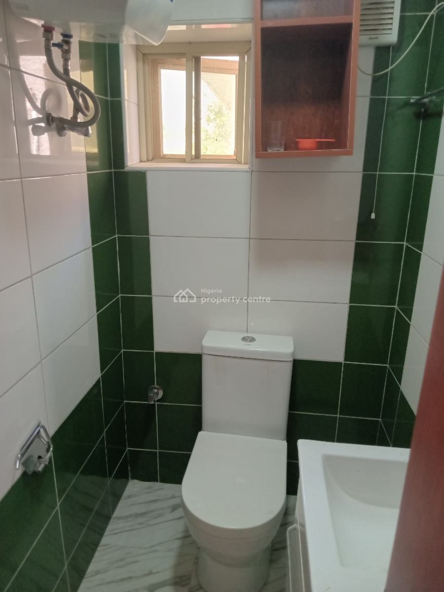 a Very Good Serviced & Furnished 2 Bedroom Flat, Off Ibb Way, Maitama District, Abuja, Flat / Apartment for Rent