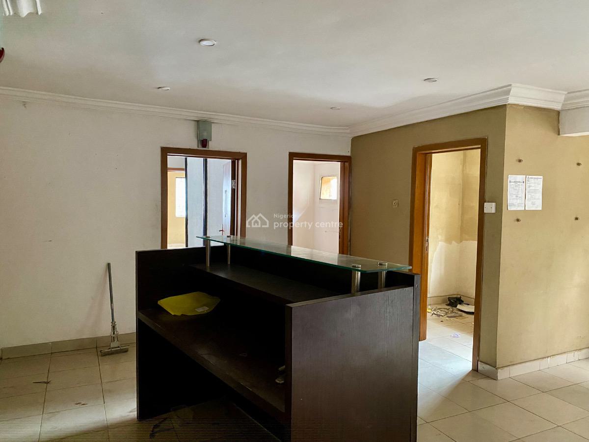 3 Rooms Office Space, Opebi Road Ikeja, Ikeja, Lagos, Office Space for Rent