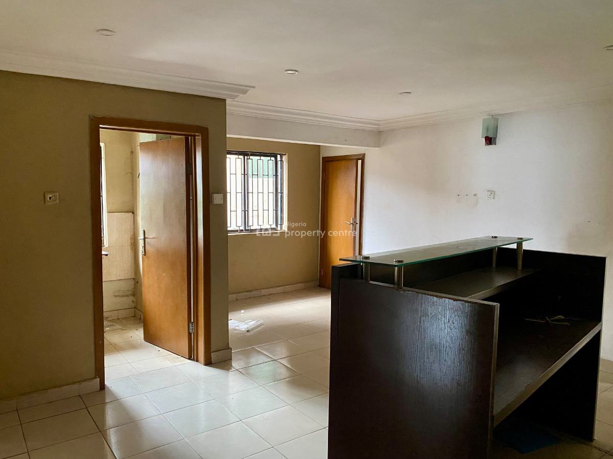 3 Rooms Office Space, Opebi Road Ikeja, Ikeja, Lagos, Office Space for Rent