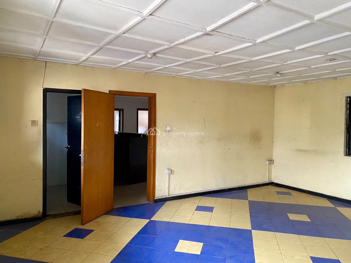 3 Rooms Office Space, Opebi Road Ikeja, Ikeja, Lagos, Office Space for Rent