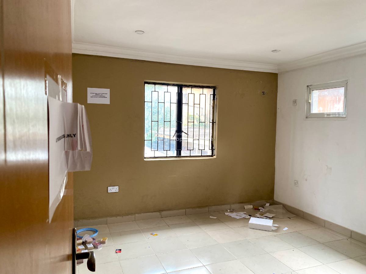 3 Rooms Office Space, Opebi Road Ikeja, Ikeja, Lagos, Office Space for Rent