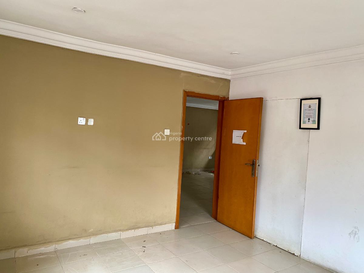 3 Rooms Office Space, Opebi Road Ikeja, Ikeja, Lagos, Office Space for Rent