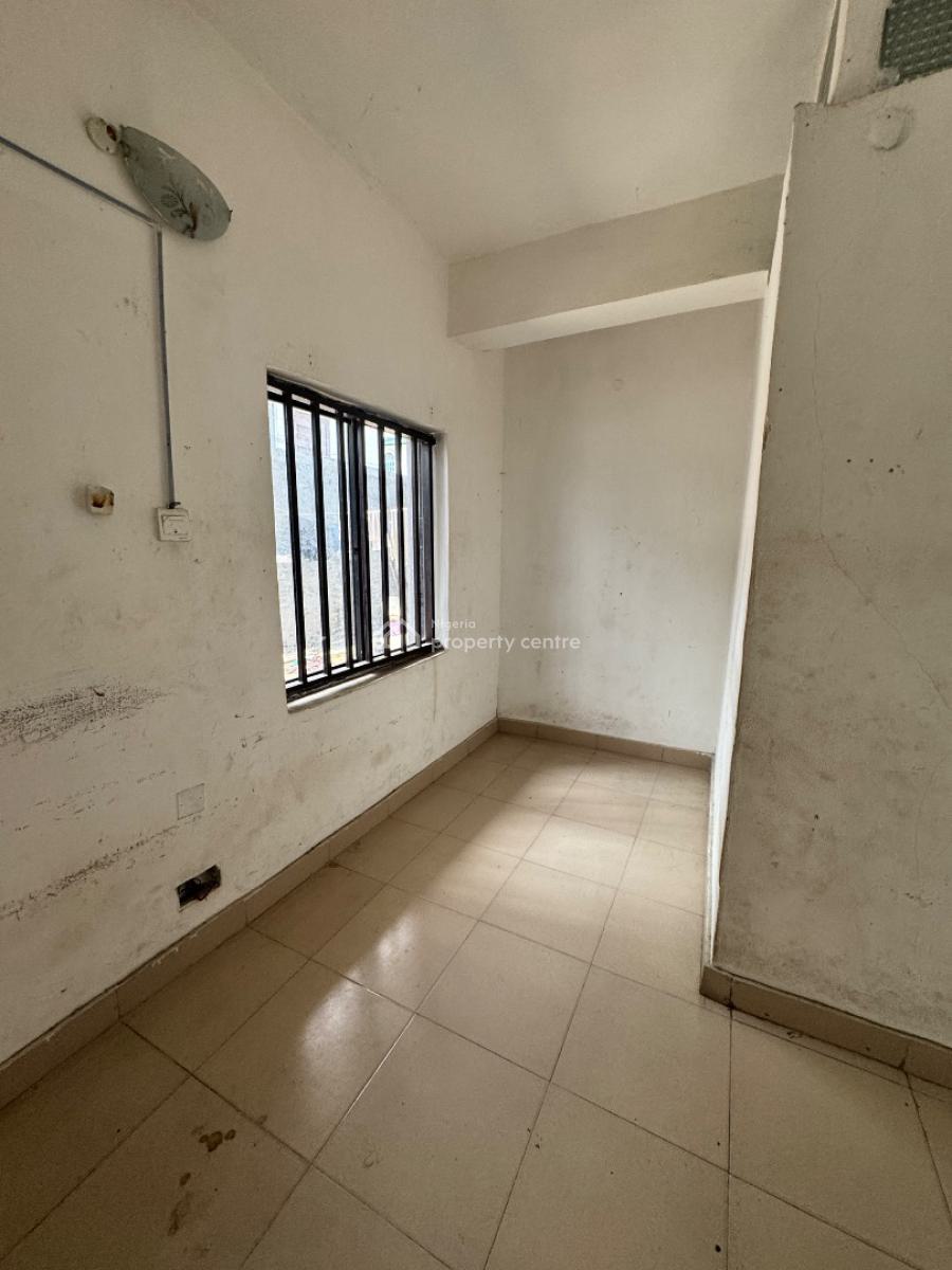2 Room Commercial Space, Lekki Phase 1, Lekki, Lagos, Flat / Apartment for Rent