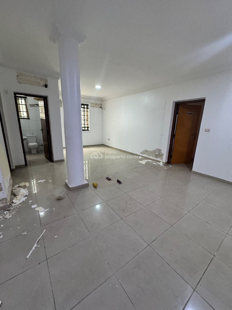 Beautiful & Spacious 2 Bed Apartment, Lekki Phase 1, Lekki, Lagos, Flat / Apartment for Rent
