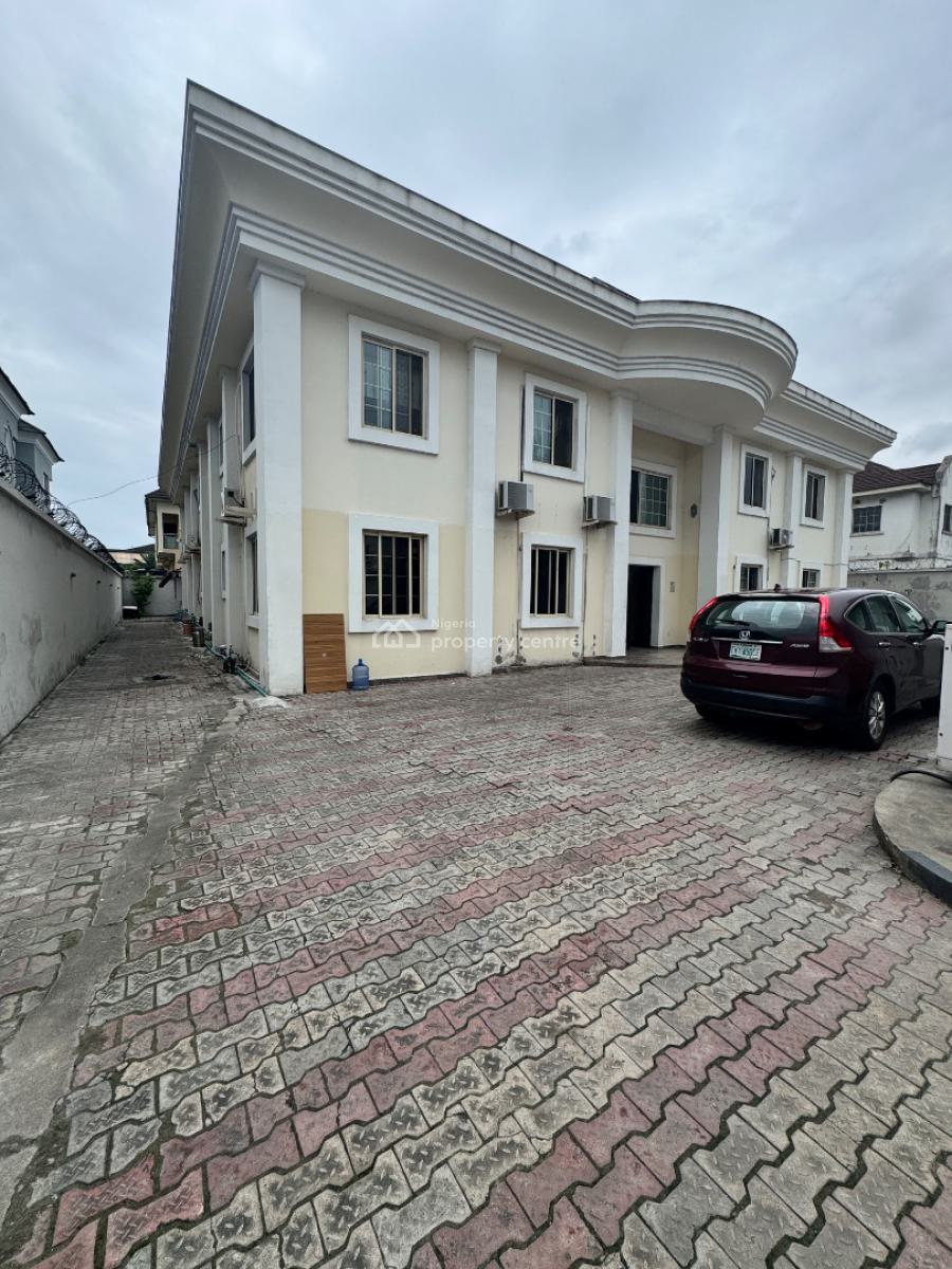 Beautiful & Spacious 2 Bed Apartment, Lekki Phase 1, Lekki, Lagos, Flat / Apartment for Rent